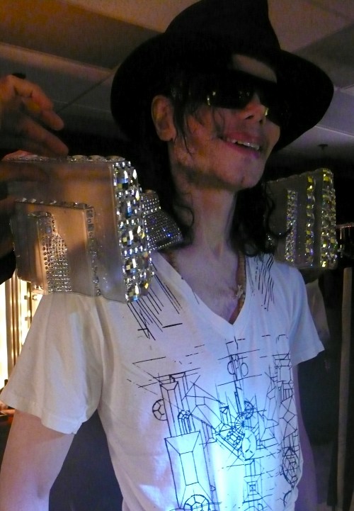 mj costume 02.jpg