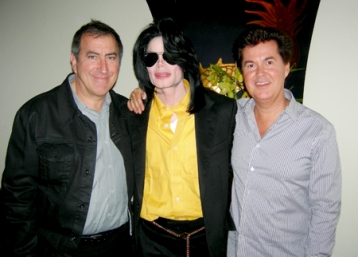 2007.02.05_with Simon Fuller_s.jpg