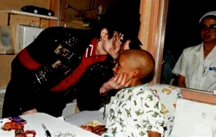 -Heal-The-World-michael-jackson-heal-the-world-21247425-709-452.jpg
