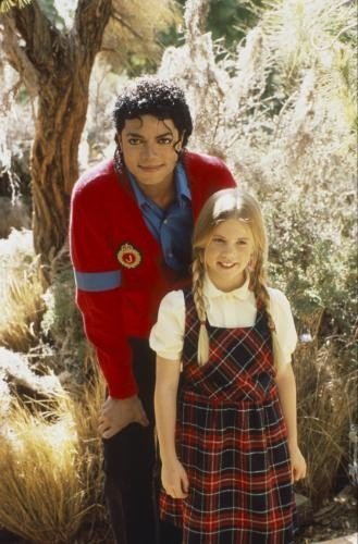 -Michael-niks95-michael-jackson-18700286-329-500.jpg