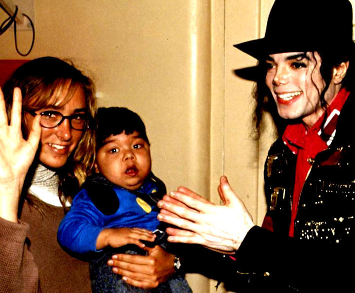 -Heal-The-World-michael-jackson-heal-the-world-21247396-720-595.jpg