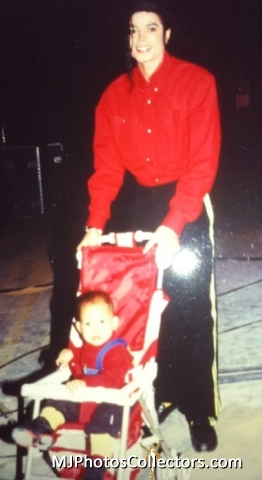 Michael-I-love-you-with-my-whole-heart-adnks101-niks95-24748311-262-480.jpg