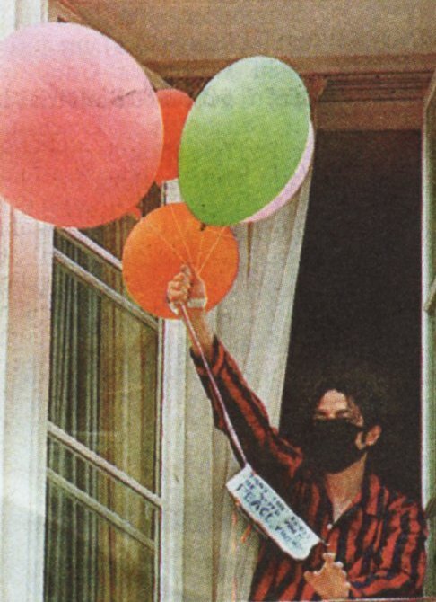MICHAEL-michael-jackson-14928747-486-670.jpg