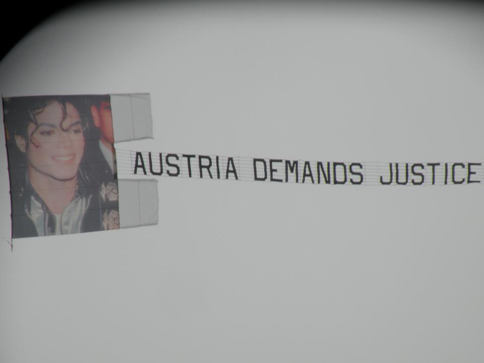 10.20_Austria Demands Justice_1.jpg