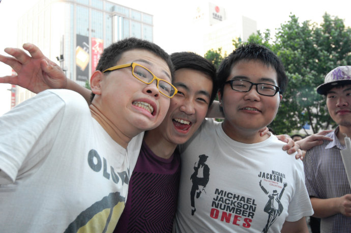 a08aa950tc0ad567cc8c9&690.jpg