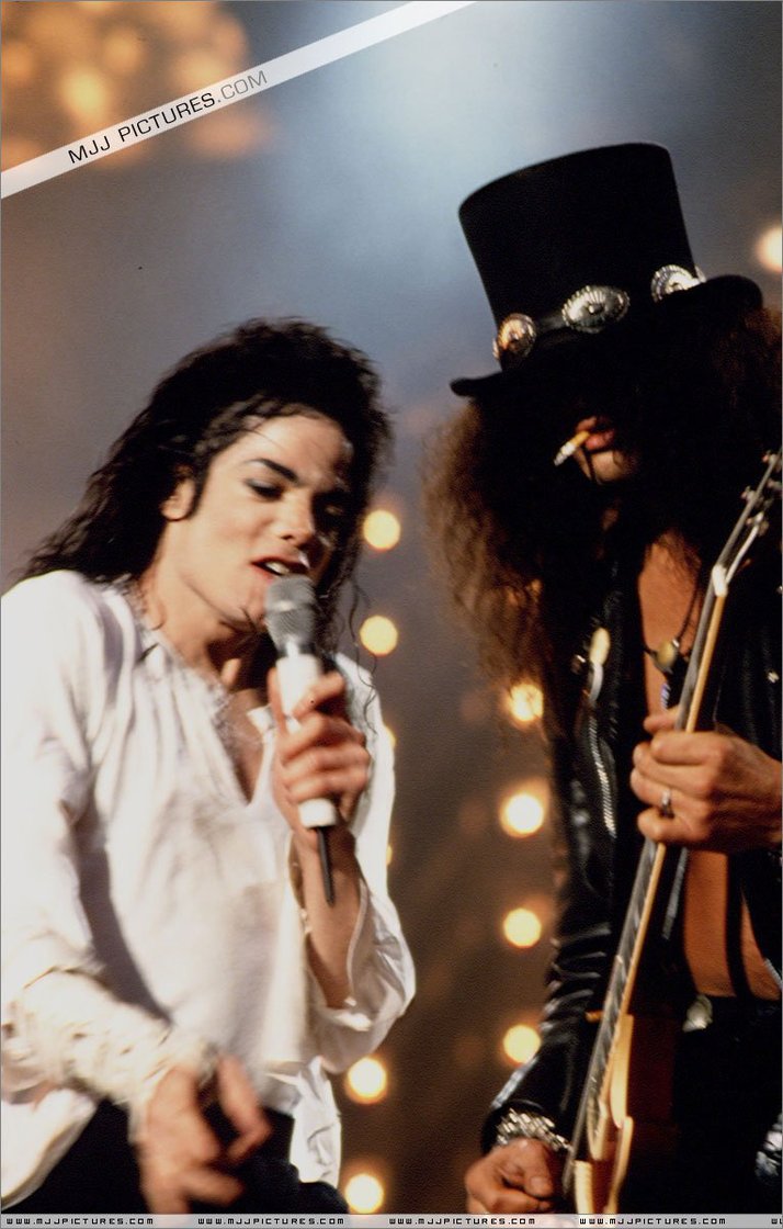 michael_jackson_and_slash_by_juliablackrose-d3i0kk0.jpg