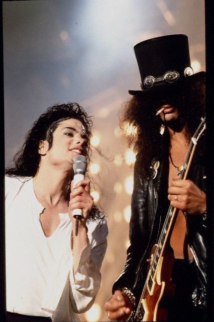 Slash-Michael-Jackson-slash-13243365-426-640.jpg