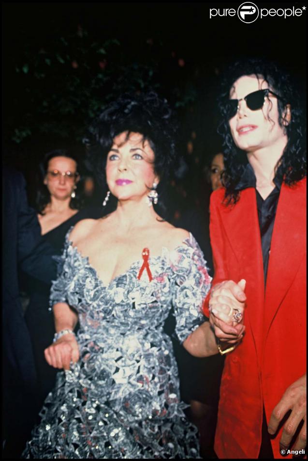 584108-elizabeth-taylor-et-michael-jackson-637x0-2.jpg