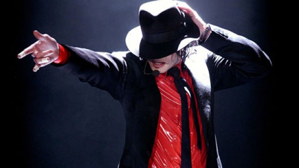michael-jackson-live-at-the-apollo-2002-dangerous-2-e1375000239699.jpg