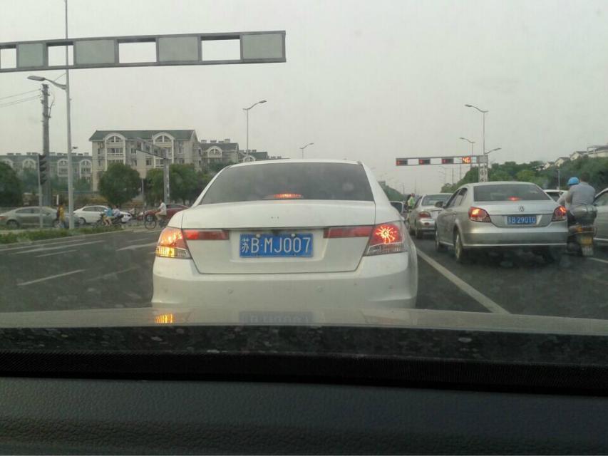 psbCA2Y22GL.jpg