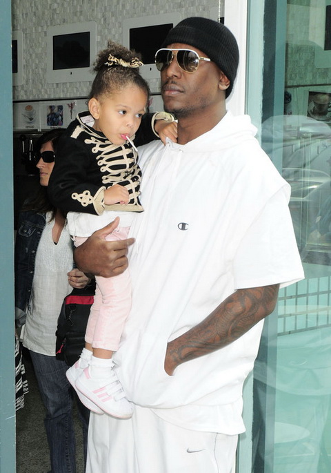 Gibson_Tyrese-and-daughter.jpg