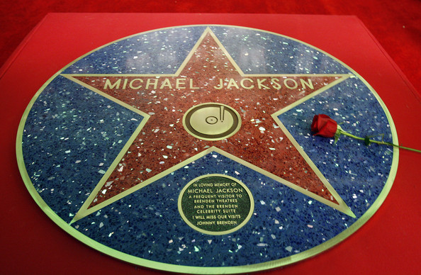 Johnny+Brenden+Honors+Michael+Jackson+Brenden+qXdigxyp4eVl.jpg